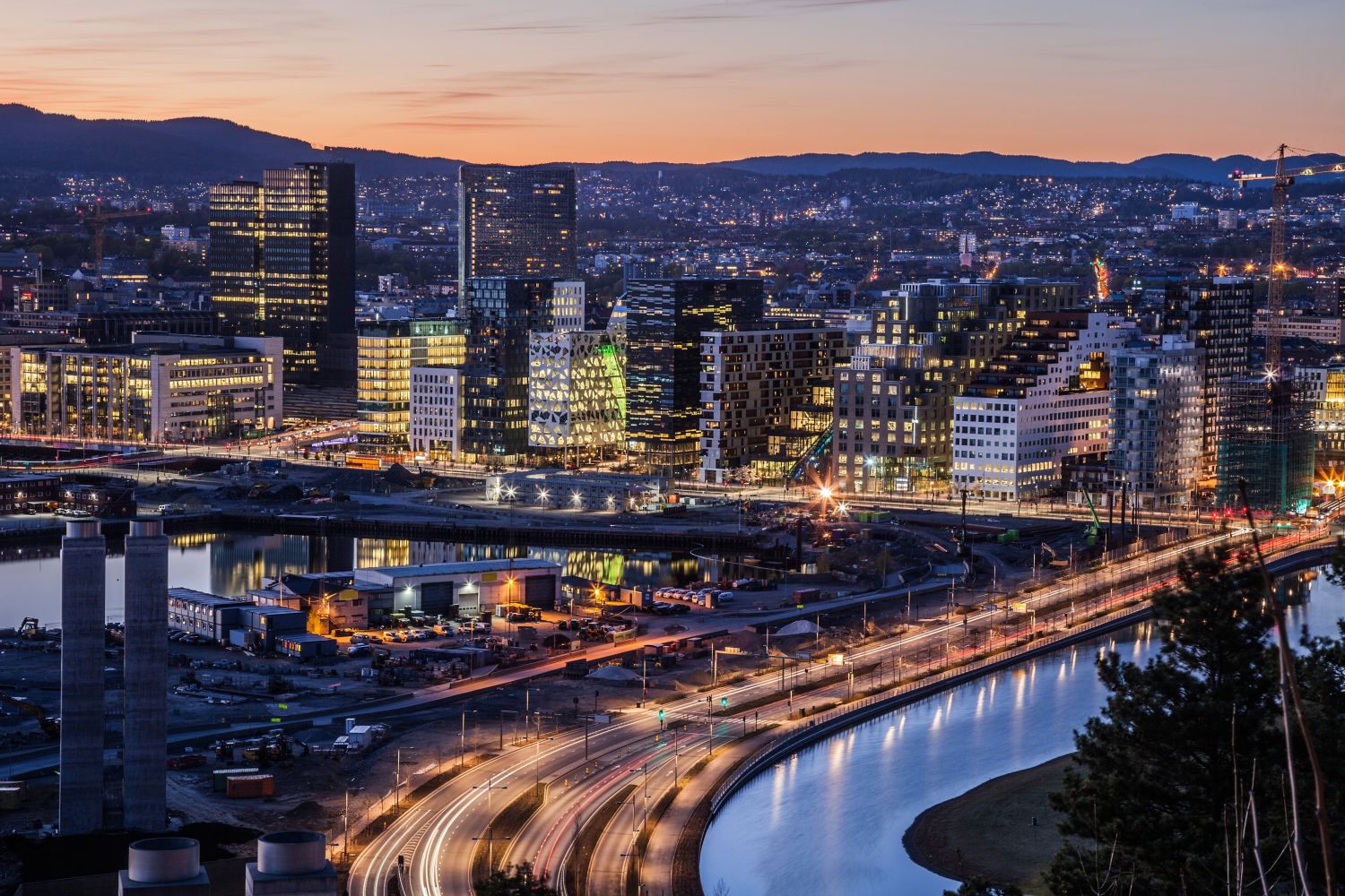 Bjørvika by night